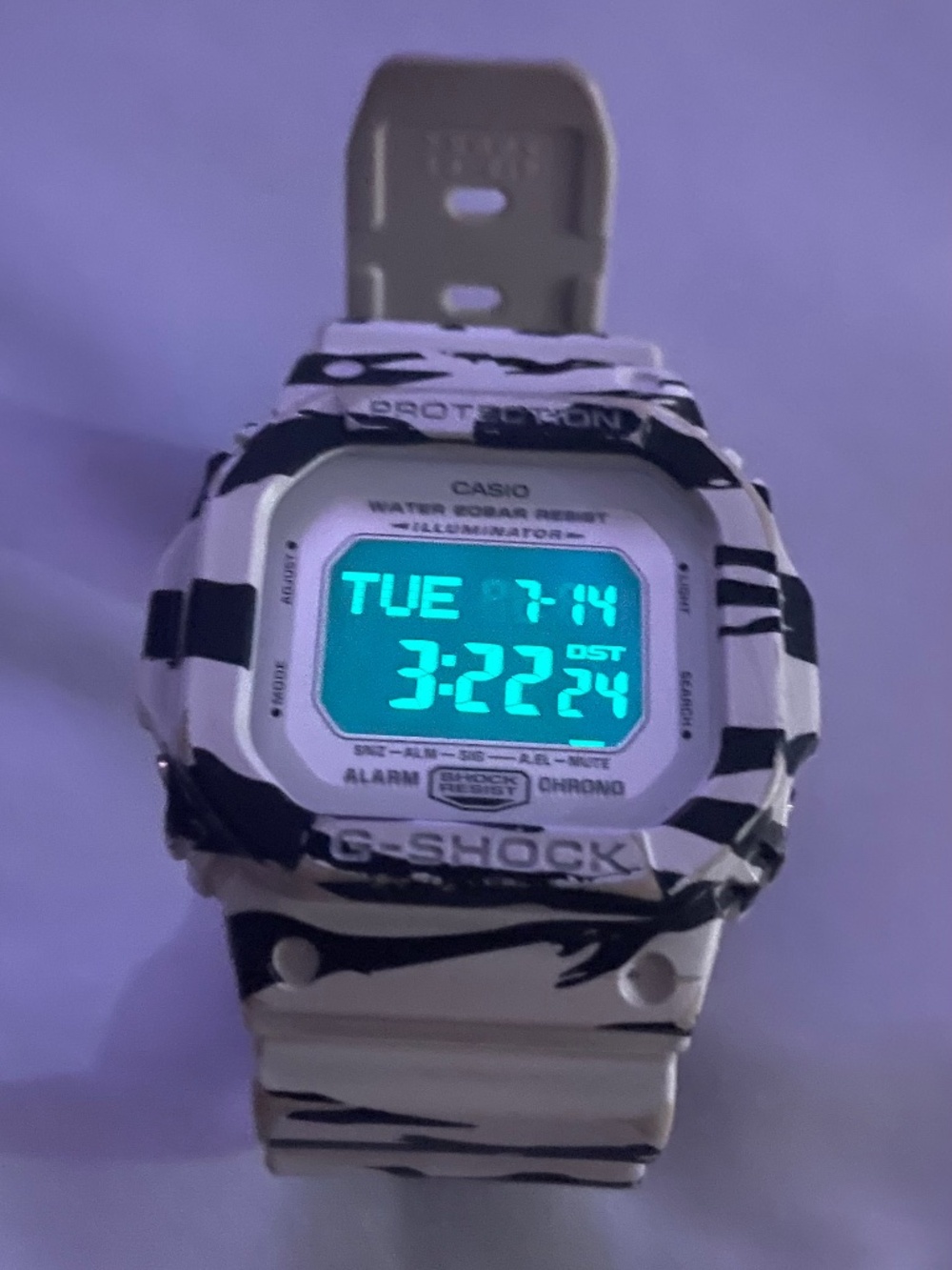 Rare Casio G-Shock DW-D5600BW Zebra Camo Watch